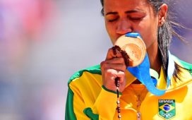 Juliana dos Santos levou o ouro nos 5000 metros