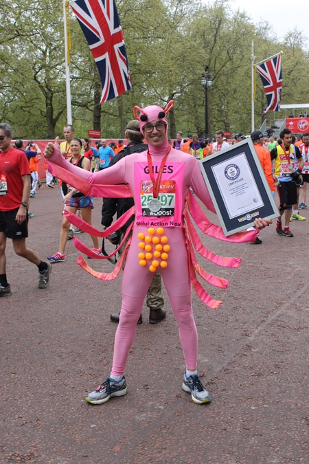 Giles Lock - Fastest Marathon Dressed As A Crustacean_tcm25-377631